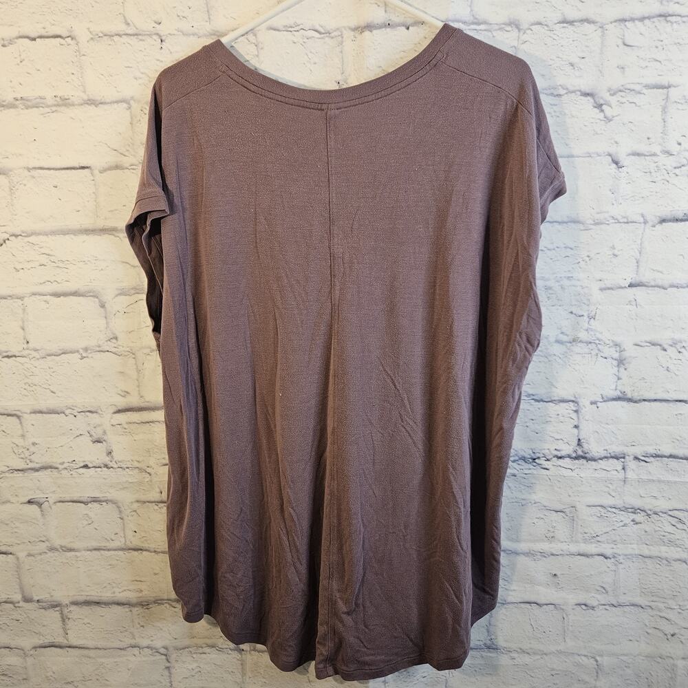 Athleta modal blend cap short sleeve curved hem oversized shirt, XL Purple - Picture 2 of 4